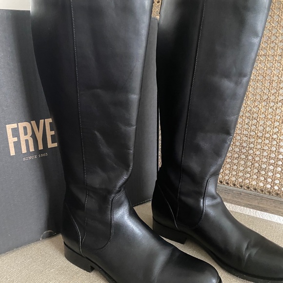 Frye Melissa Black Leather Button Back Zip Boots - Picture 8 of 8